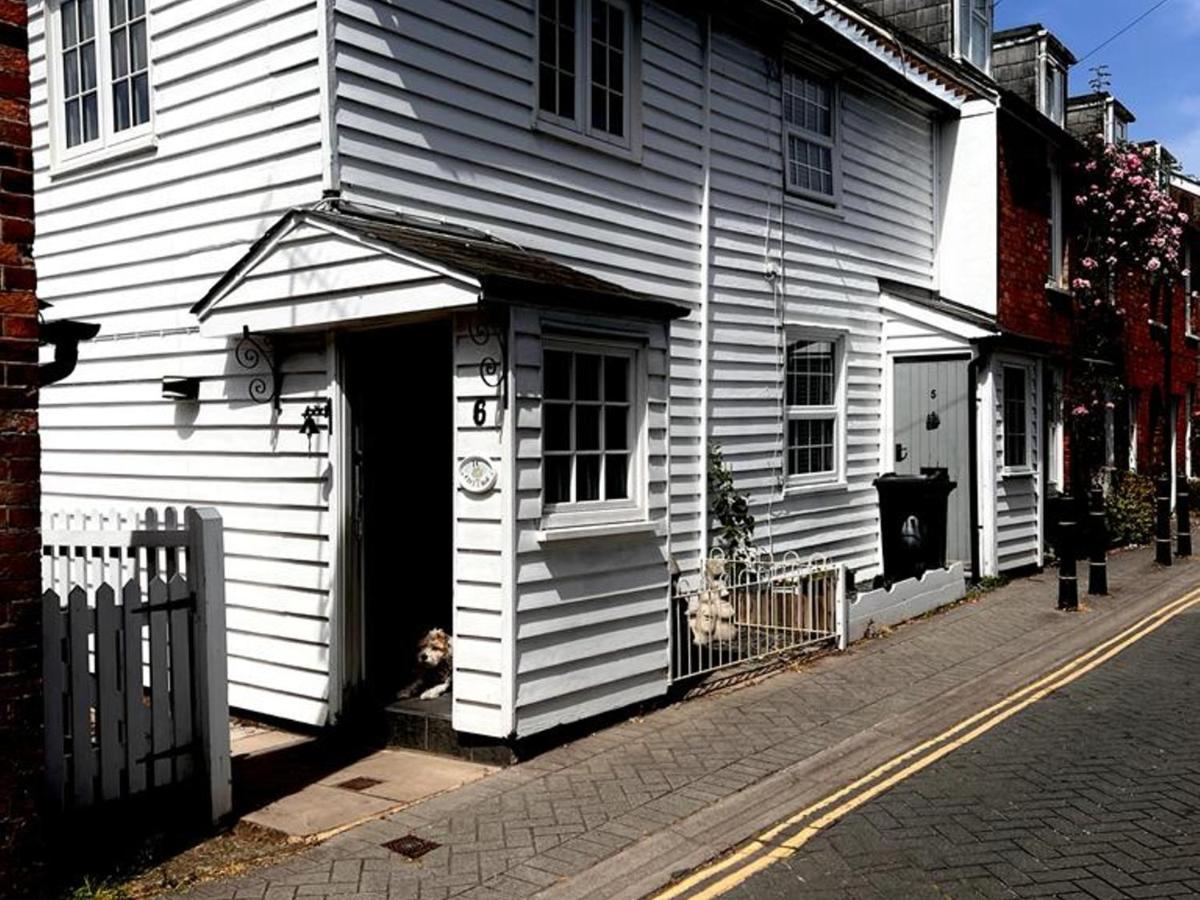 Bridewell Cottage In The Heart Of Tenterden - Pass The Keys Exterior foto